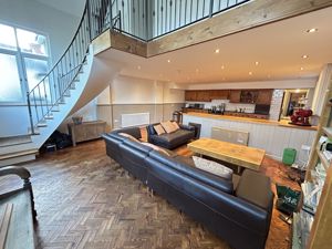 Photo 9- click for photo gallery